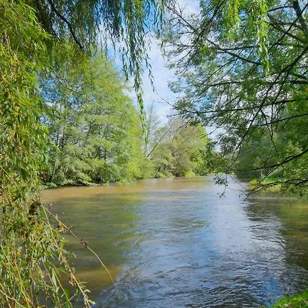 Prázdninový dům Le Perchoir Avec Piscine Et Clim *