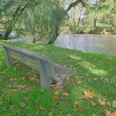 Prázdninový dům Le Perchoir Avec Piscine Et Clim Savignac-les-Églises